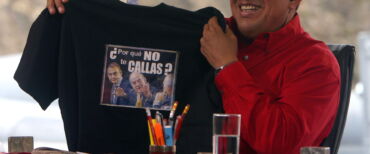 ¿Por qué no te callas?