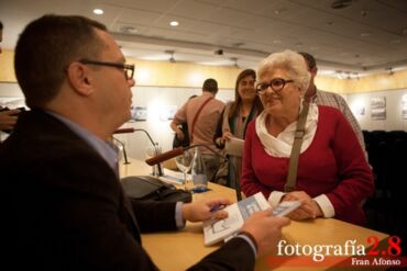 Unas fotos de la presentación del libro ‘Lavadora de textos’